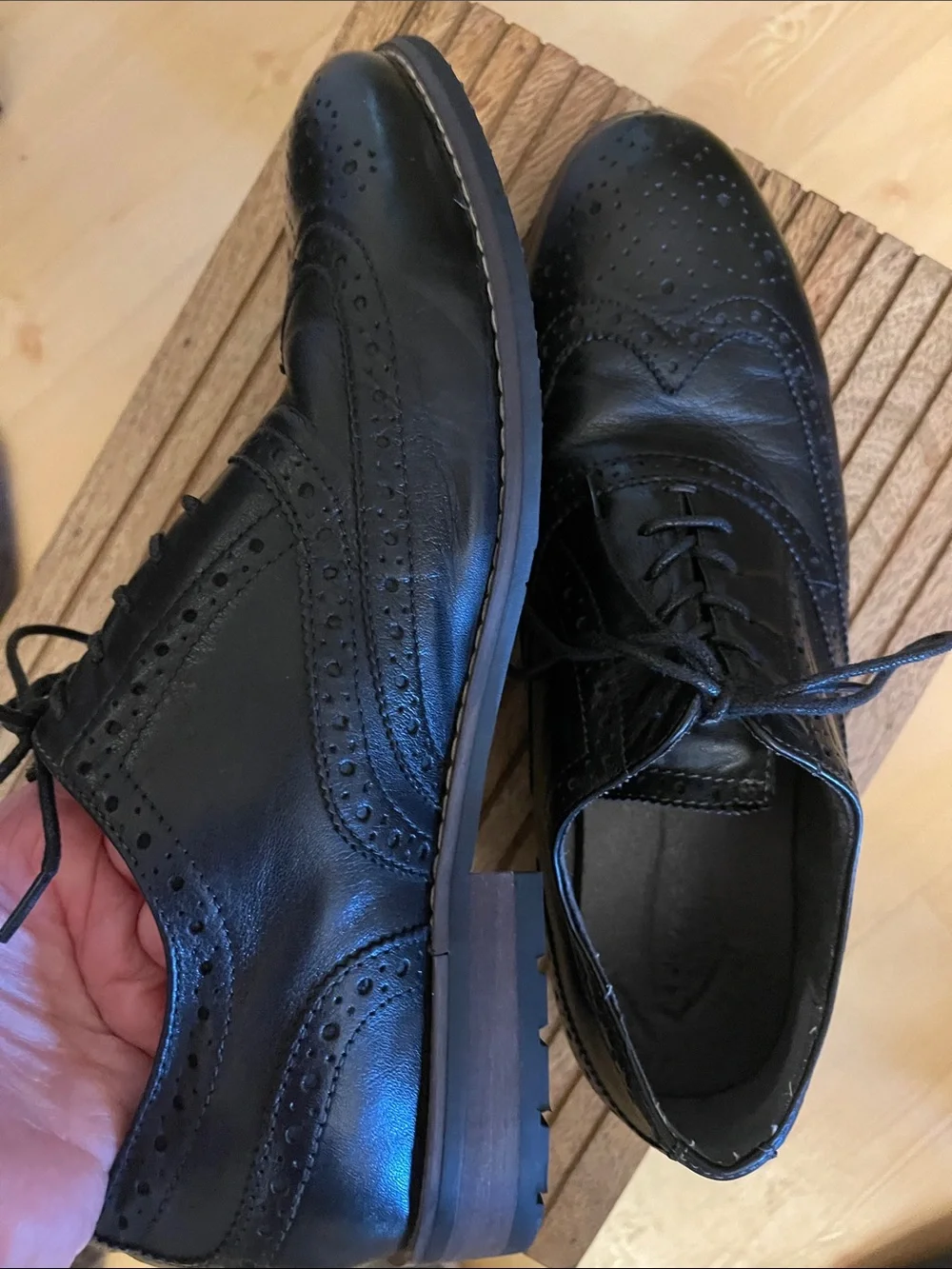Nunn Bush Black Leather Wingtip Derby Oxfords